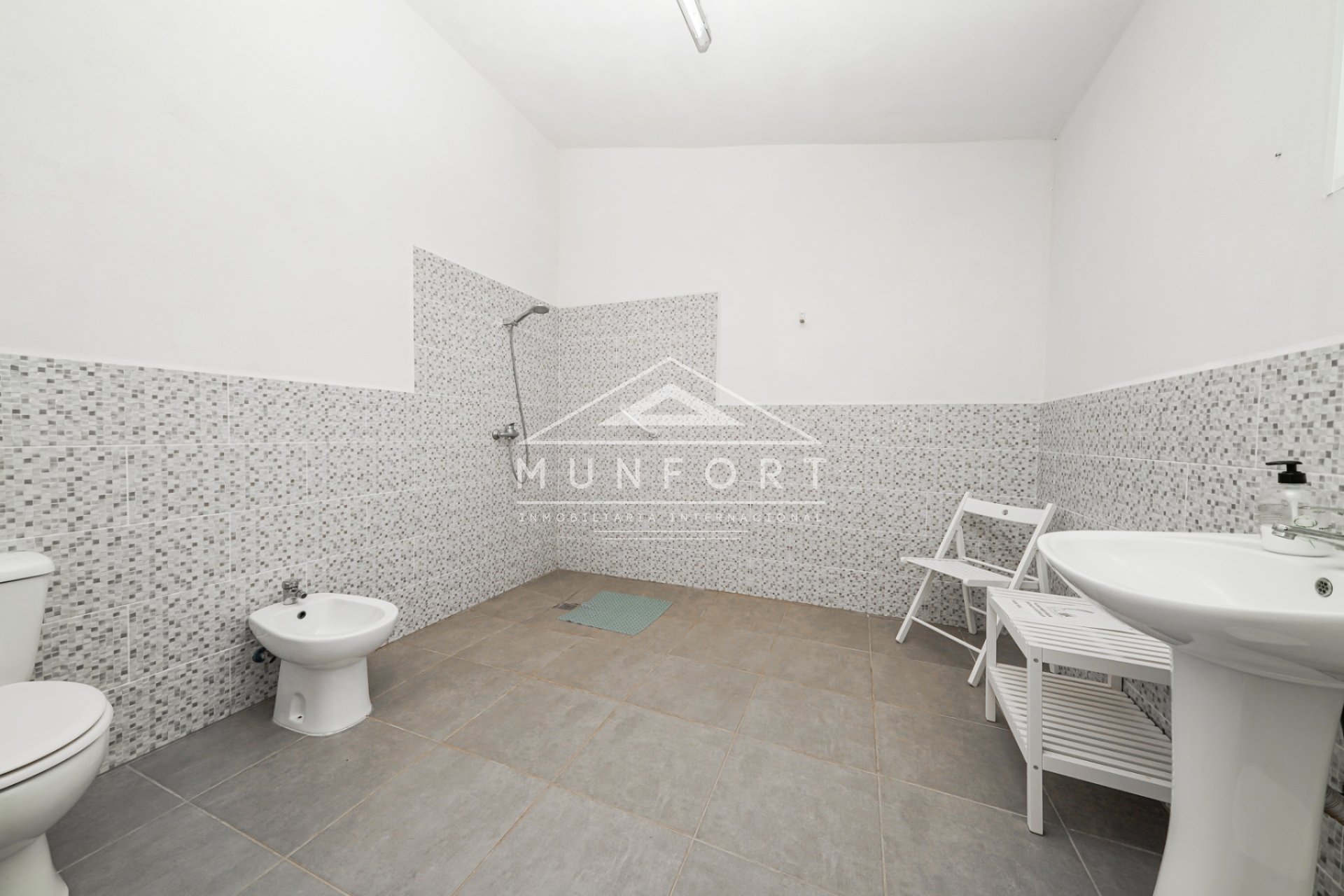 Wiederverkauf - Geschäftsräume -
Murcia - GEA Y TRUYOLS