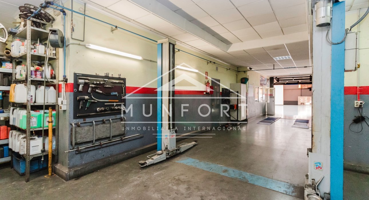 Wiederverkauf - Geschäftsräume -
Torrevieja - Centro - Torrevieja