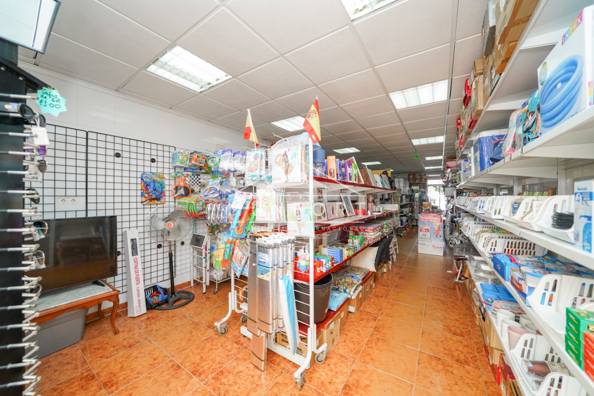 Wiederverkauf - Geschäftsräume -
Torrevieja - El Salado - Torrevieja