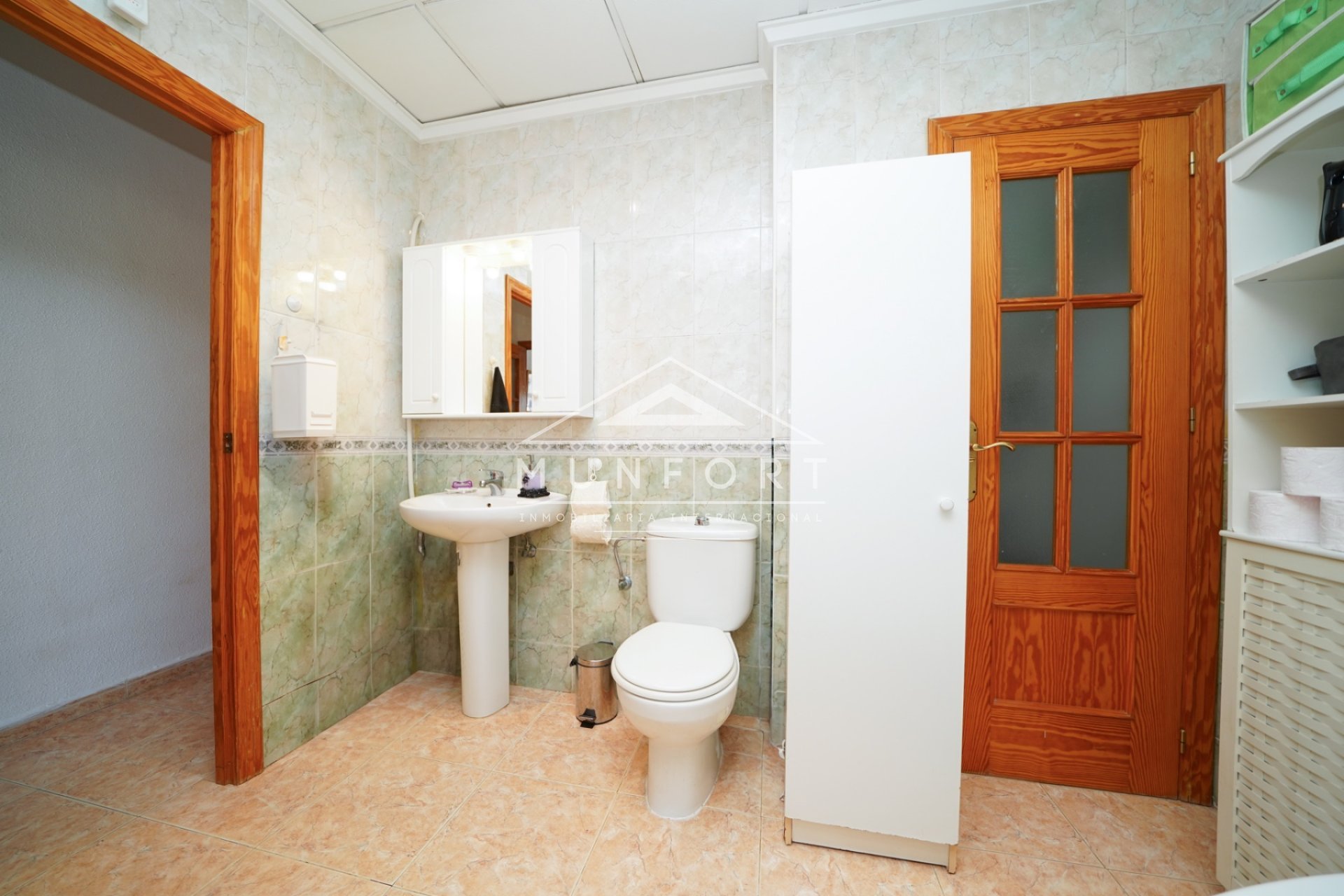 Wiederverkauf - Geschäftsräume -
Torrevieja - El Salado - Torrevieja