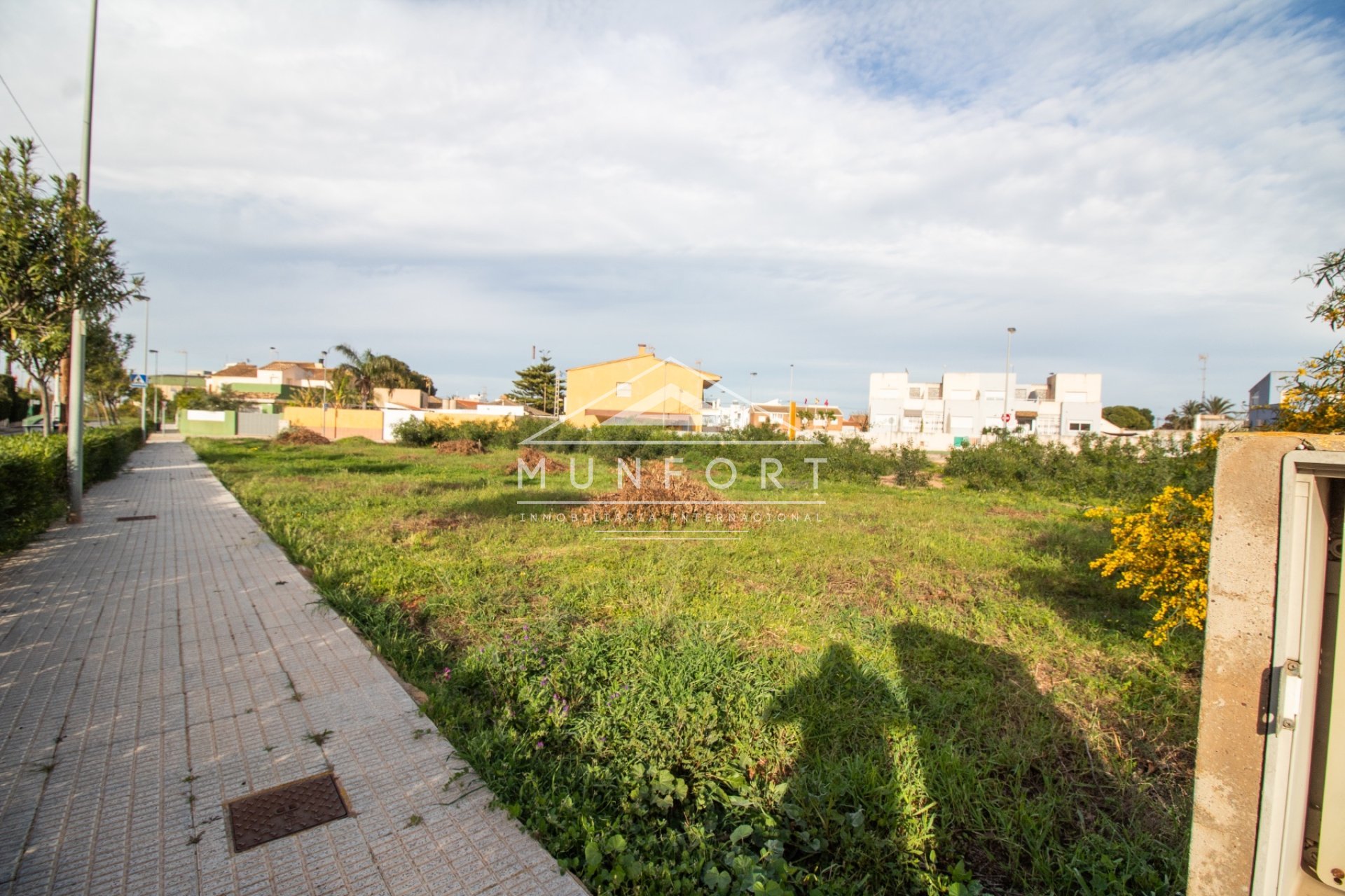 Wiederverkauf - Grundstücke -
Los Urrutias - EL CARMOLI