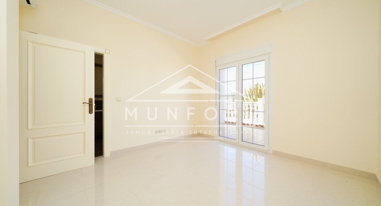 Wiederverkauf - Luxusvillen -
Orihuela Costa - Cabo Roig