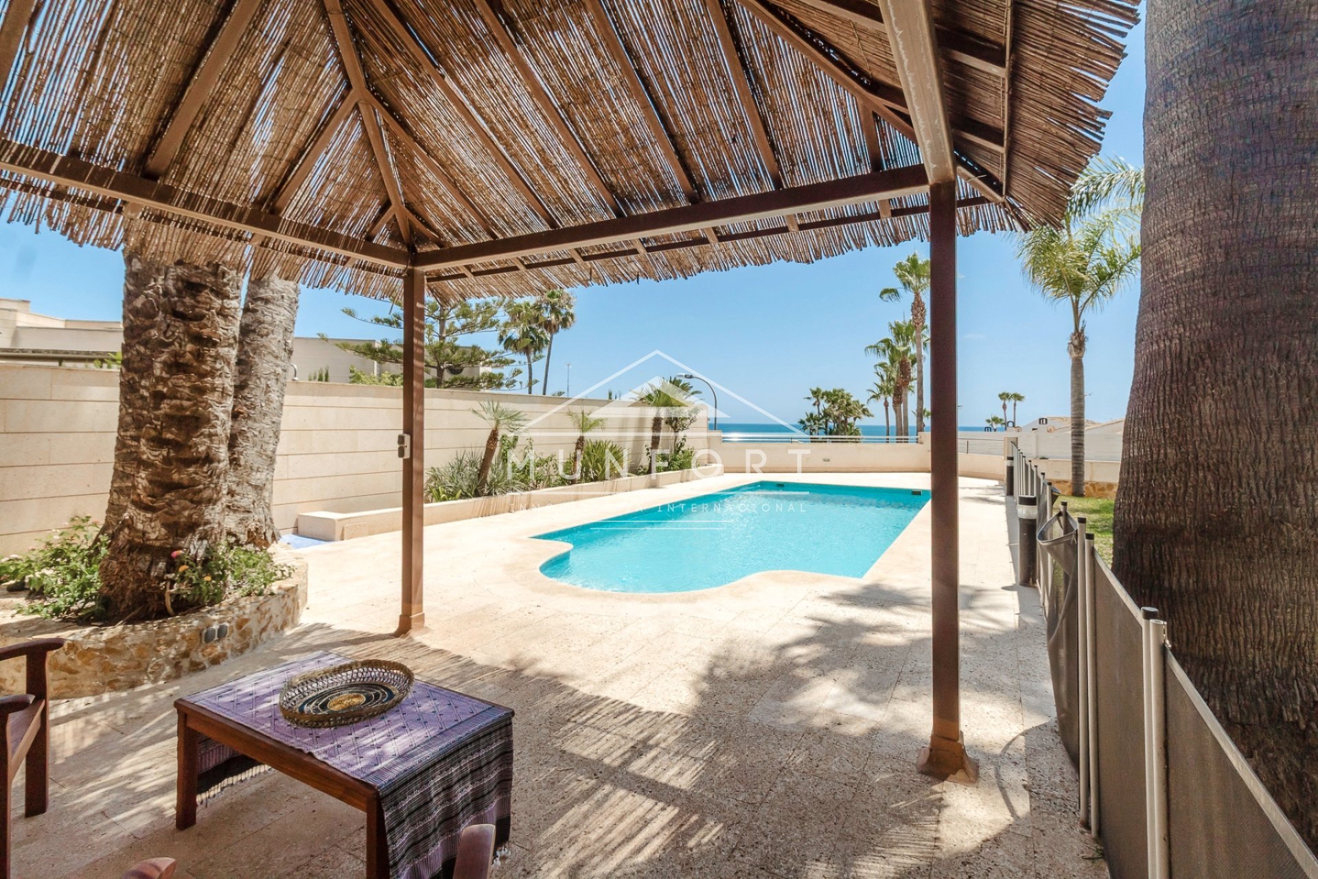 Wiederverkauf - Luxusvillen -
Orihuela Costa - Dehesa de Campoamor