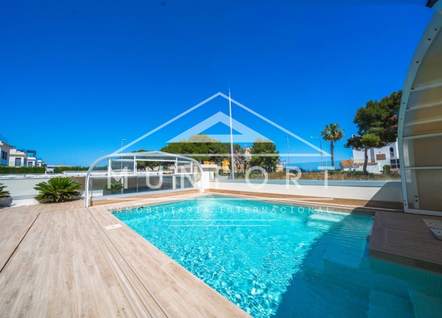 Wiederverkauf - Luxusvillen -
Orihuela Costa - Dehesa de Campoamor