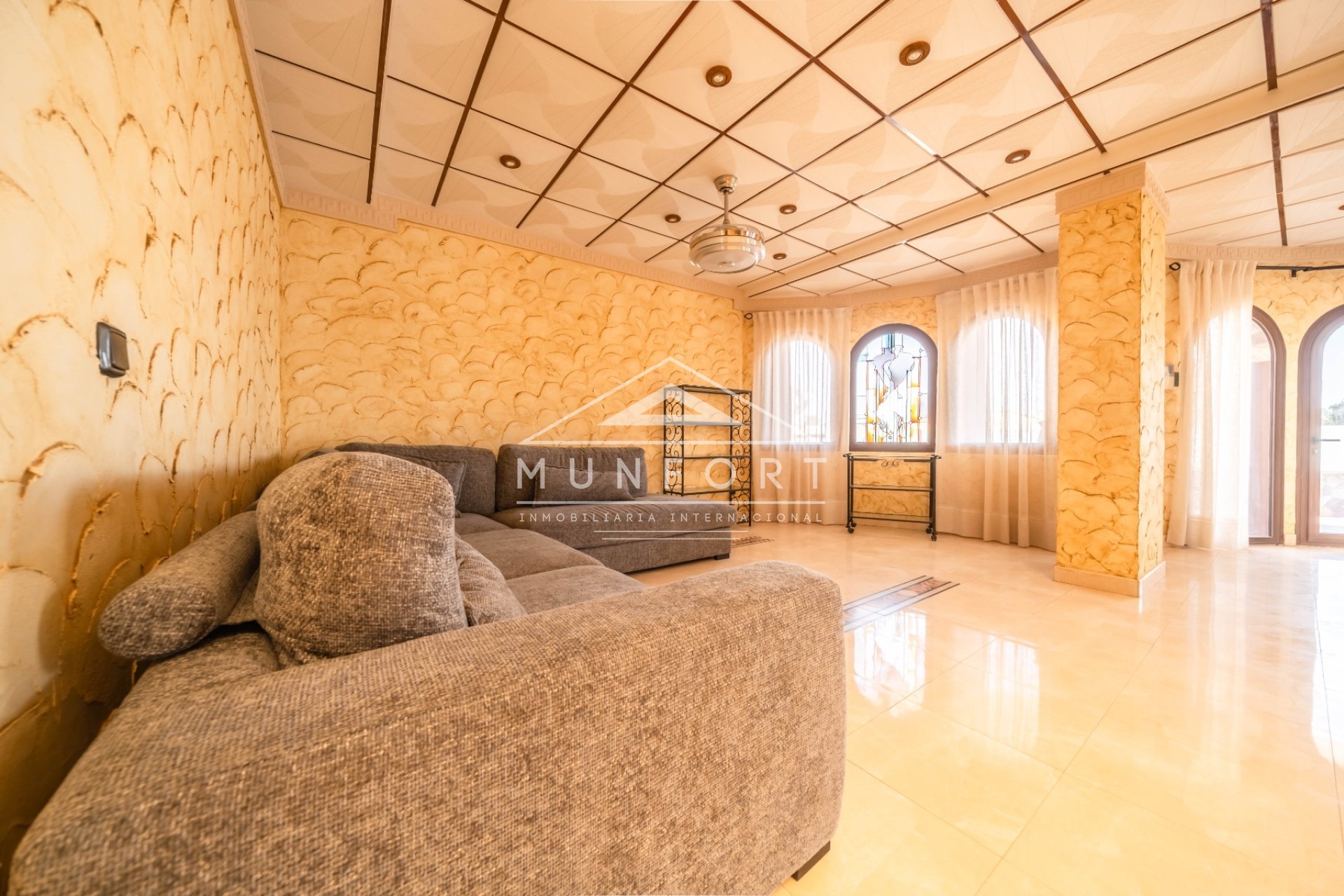 Wiederverkauf - Luxusvillen -
Orihuela Costa - La Zenia