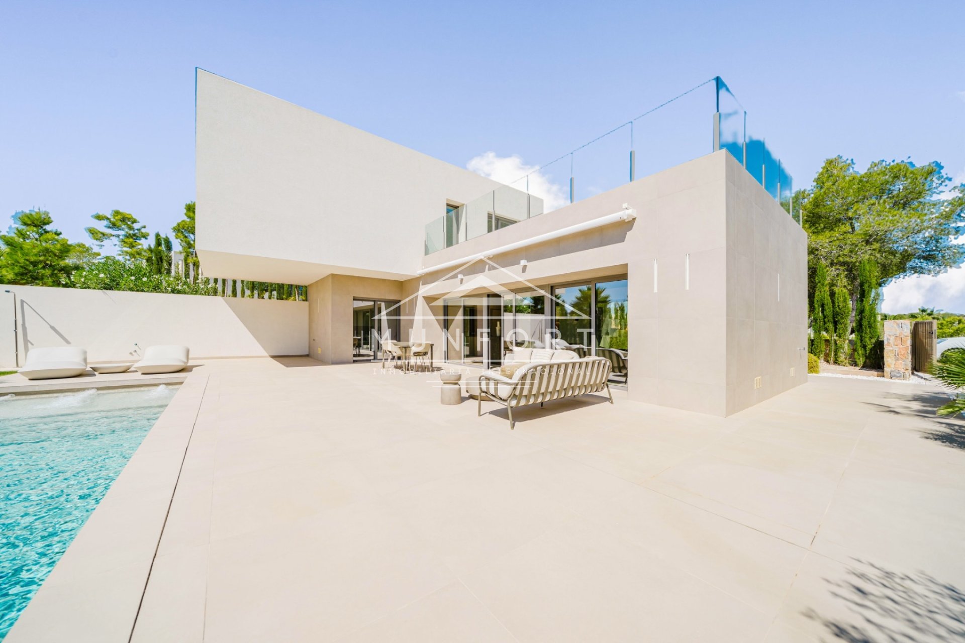 Wiederverkauf - Luxusvillen -
Orihuela Costa - Las Colinas Golf