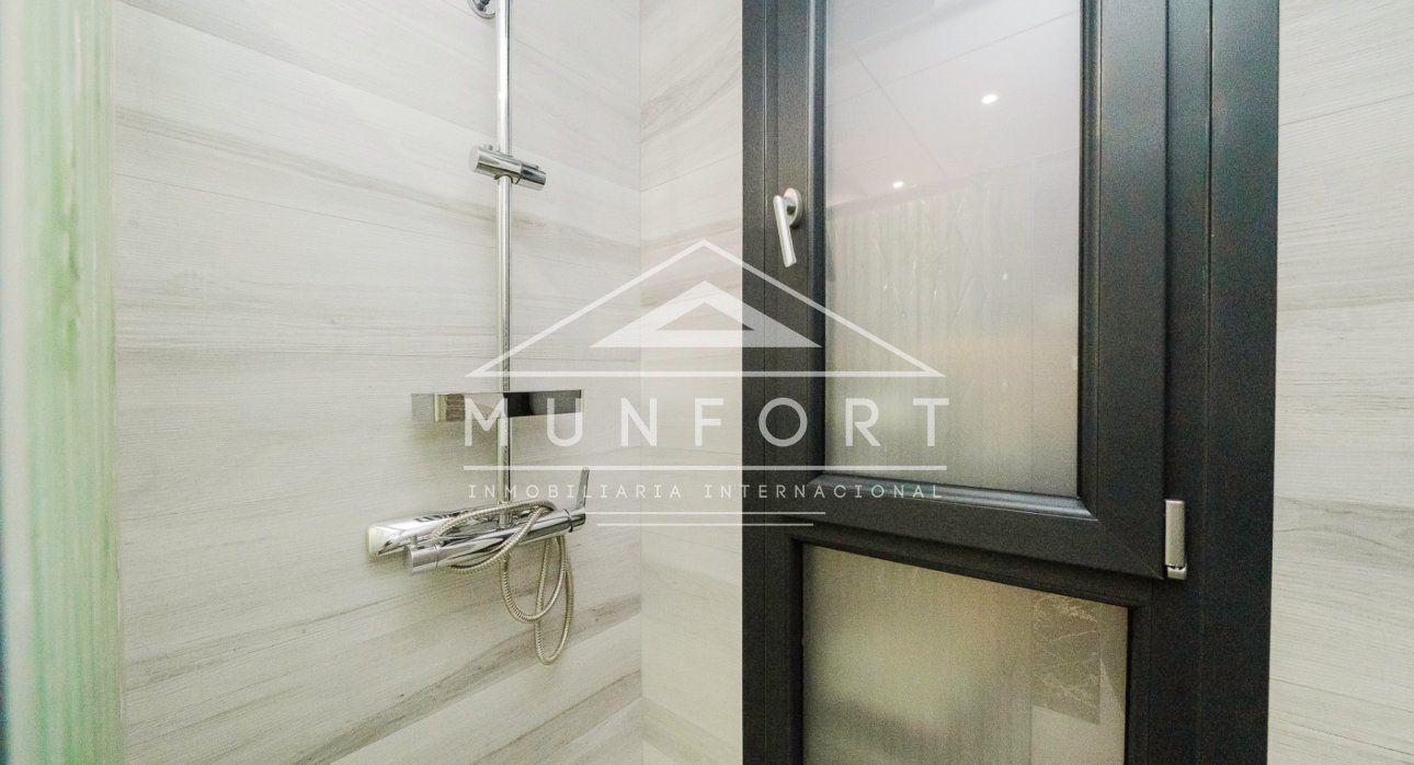 Wiederverkauf - Luxusvillen -
Orihuela Costa - Lomas de Cabo Roig