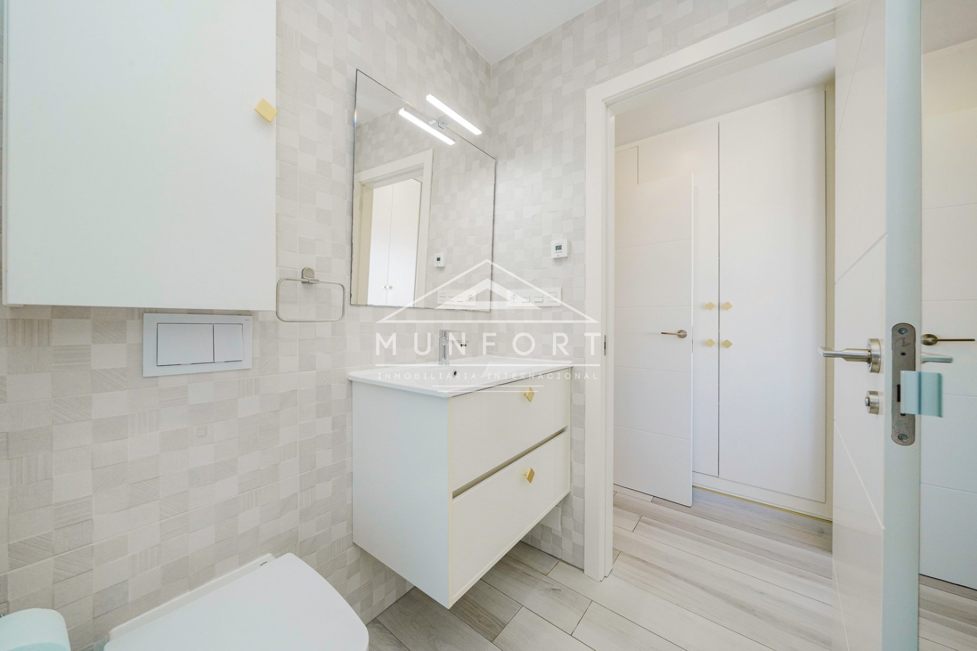 Wiederverkauf - Luxusvillen -
Orihuela Costa - Lomas de Cabo Roig