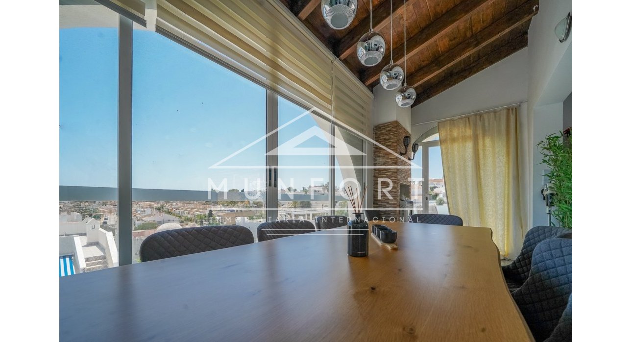 Wiederverkauf - Luxusvillen -
Orihuela Costa - Villamartín