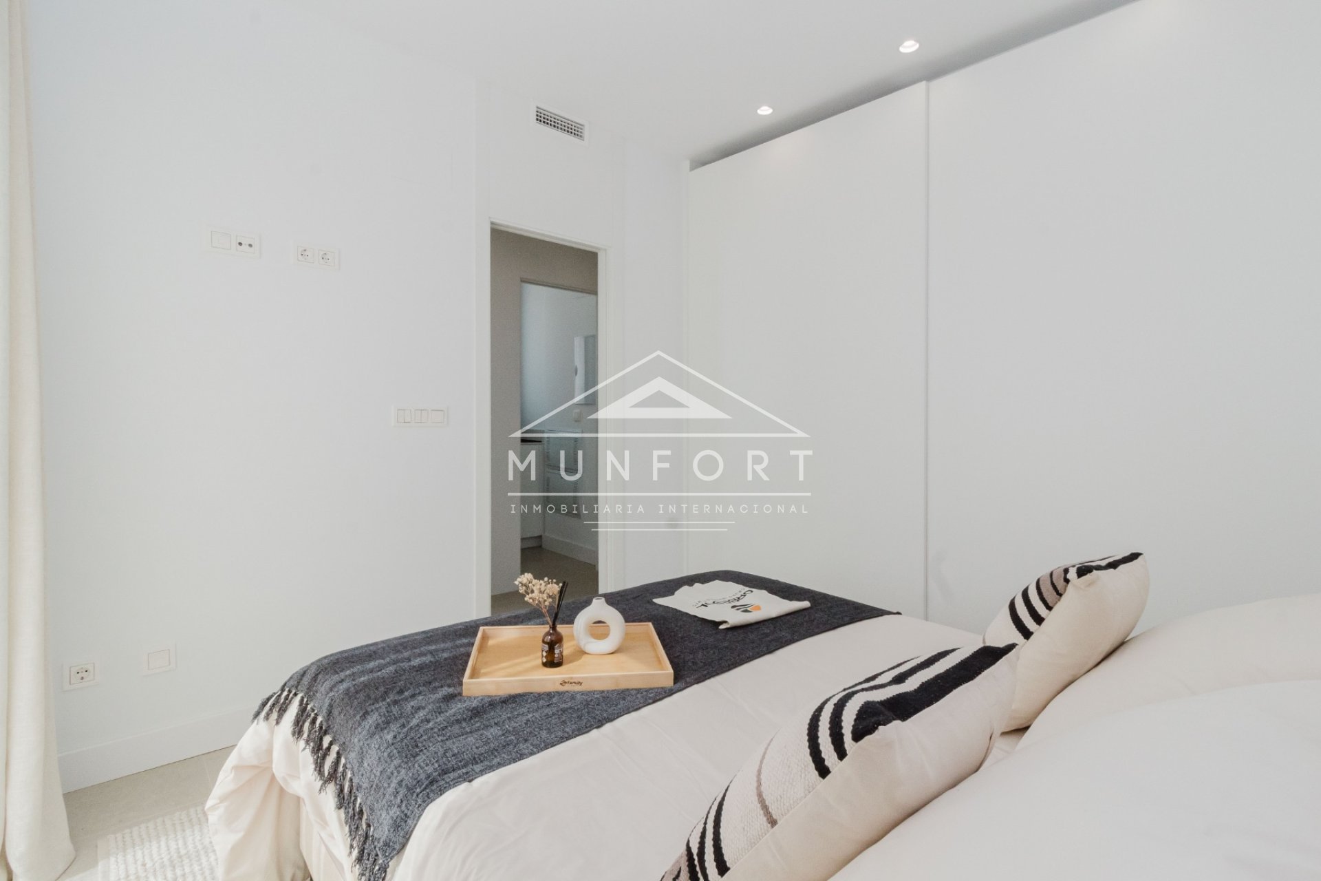 Wiederverkauf - Luxusvillen -
Torre-Pacheco - Santa Rosal&iacute;a Lake and Life Resort