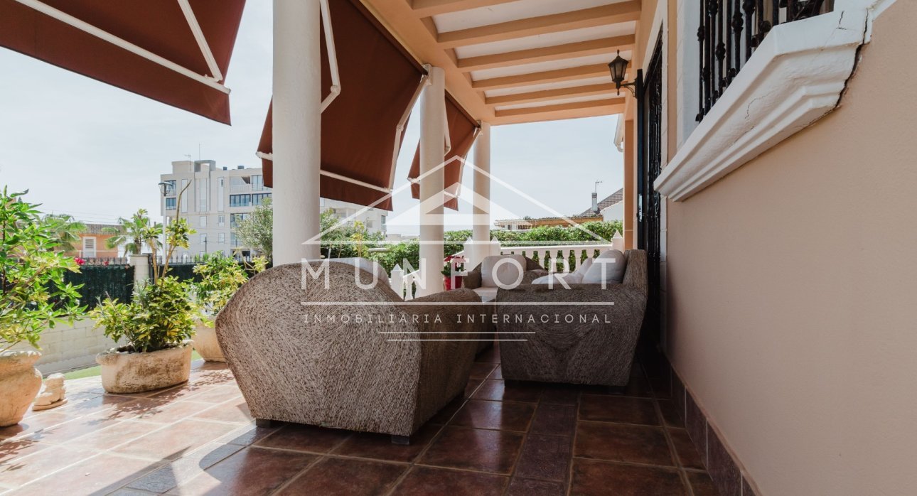 Wiederverkauf - Luxusvillen -
Torrevieja - La Mata - Torrevieja