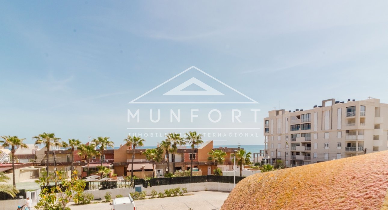 Wiederverkauf - Luxusvillen -
Torrevieja - La Mata - Torrevieja