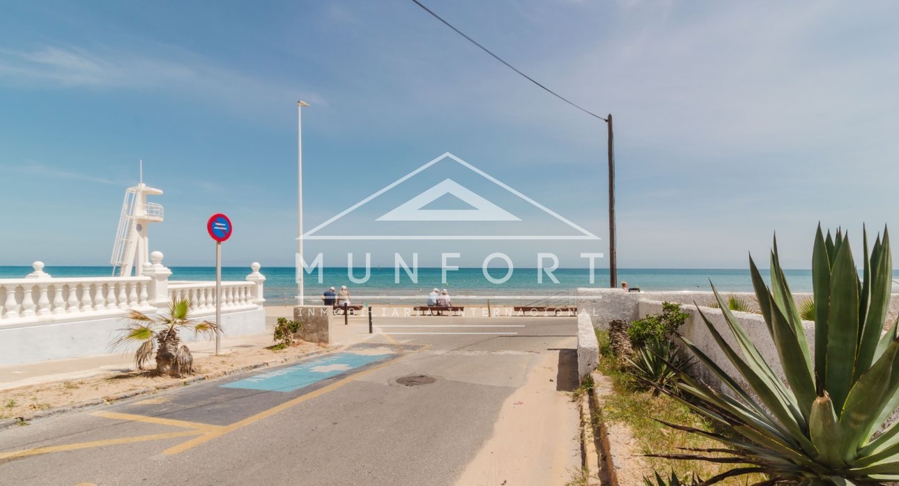 Wiederverkauf - Luxusvillen -
Torrevieja - La Mata - Torrevieja