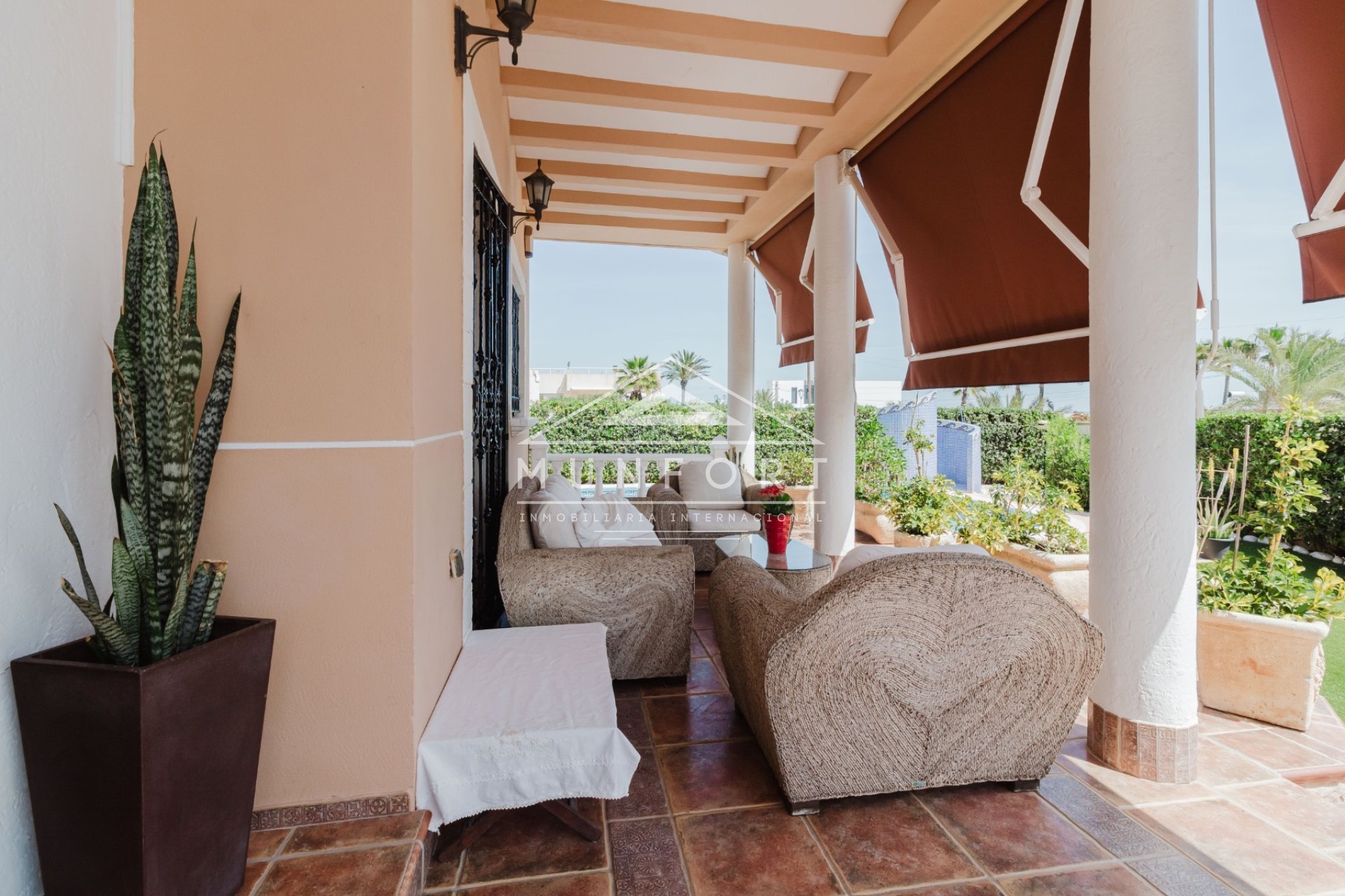 Wiederverkauf - Luxusvillen -
Torrevieja - La Mata - Torrevieja