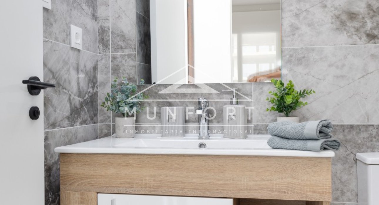 Wiederverkauf - Penthäuser -
San Miguel de Salinas