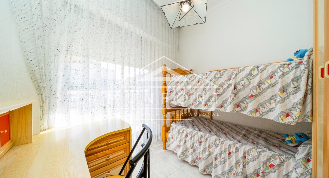 Wiederverkauf - Reihenhäuser -
Alcázares, Los - Los Narejos