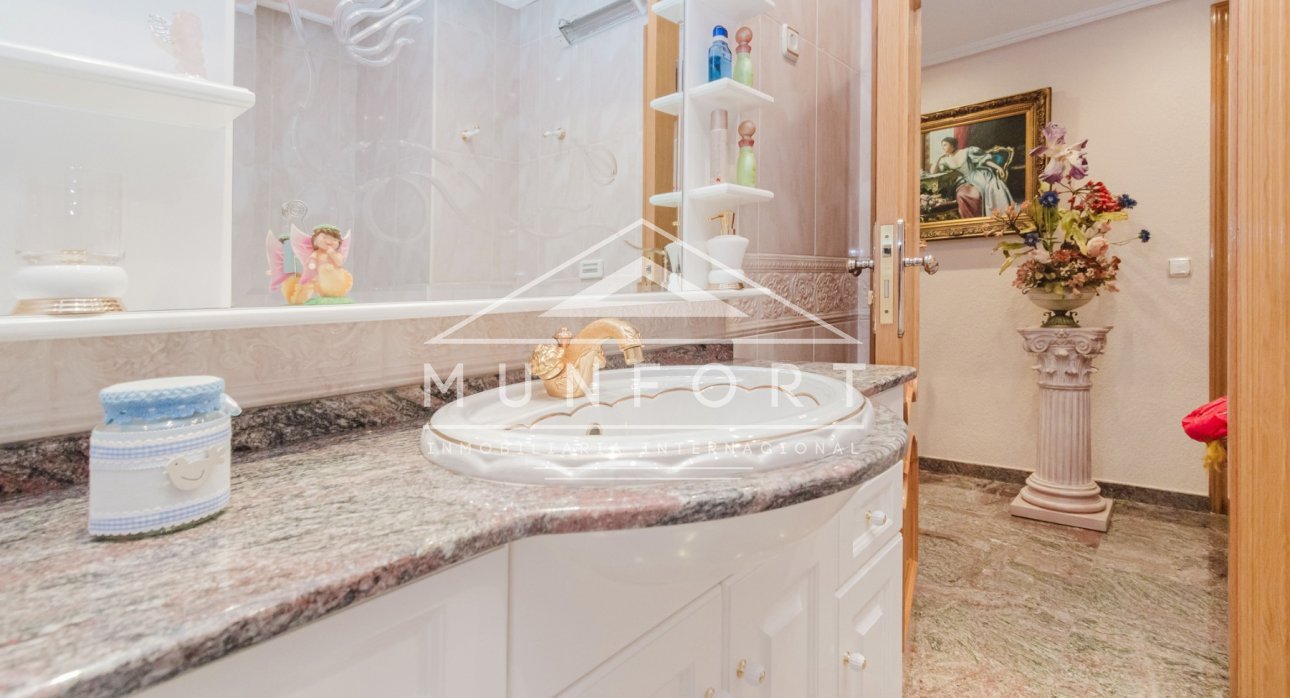 Wiederverkauf - Reihenhäuser -
Alcázares, Los