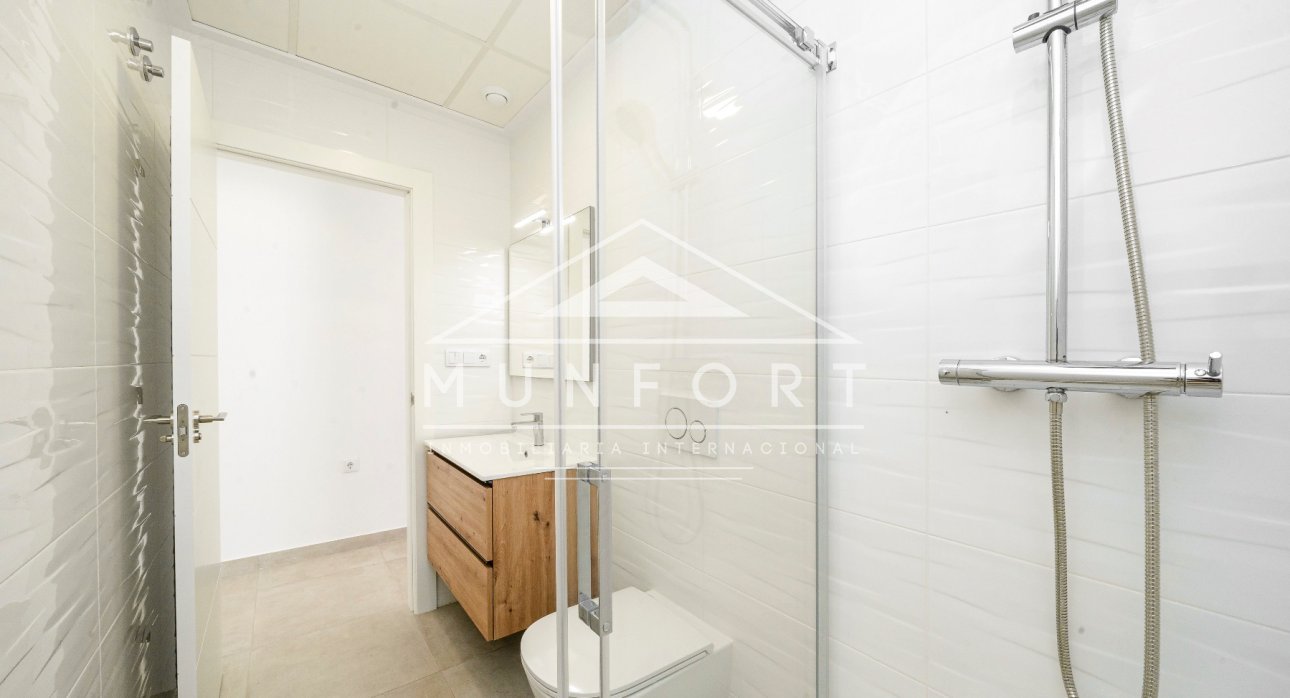 Wiederverkauf - Reihenhäuser -
Los Montesinos