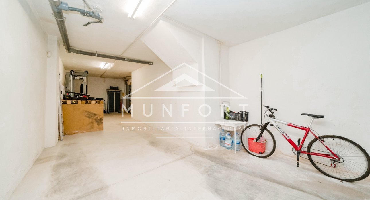 Wiederverkauf - Reihenhäuser -
Los Narejos