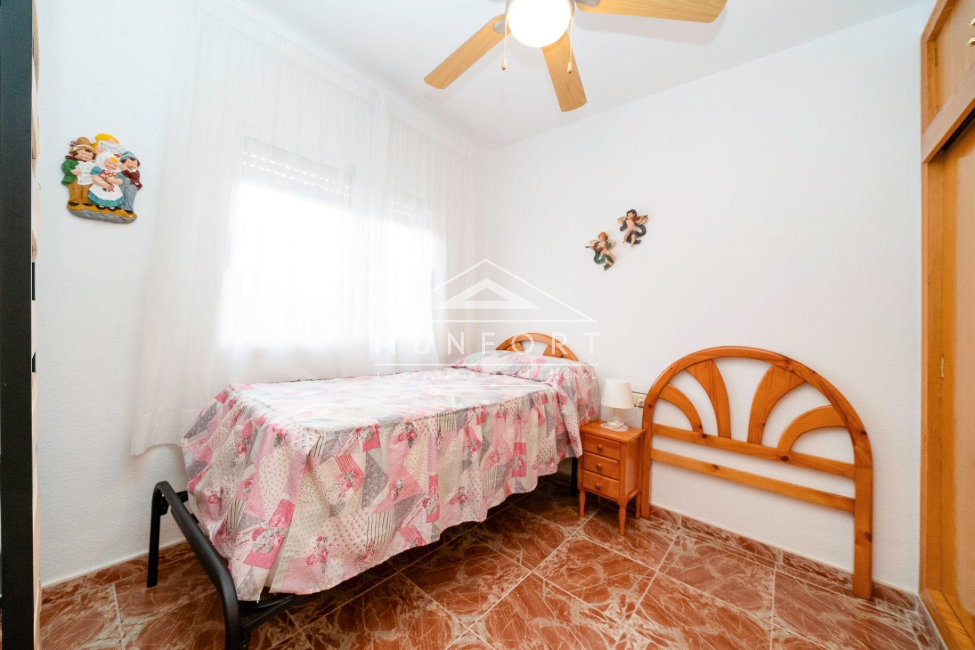 Wiederverkauf - Reihenhäuser -
Los Urrutias - El Carmol&iacute;