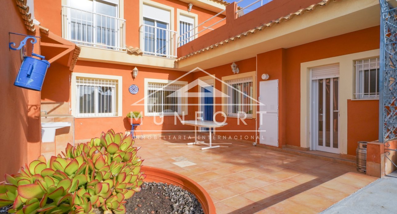 Wiederverkauf - Reihenhäuser -
Los Urrutias