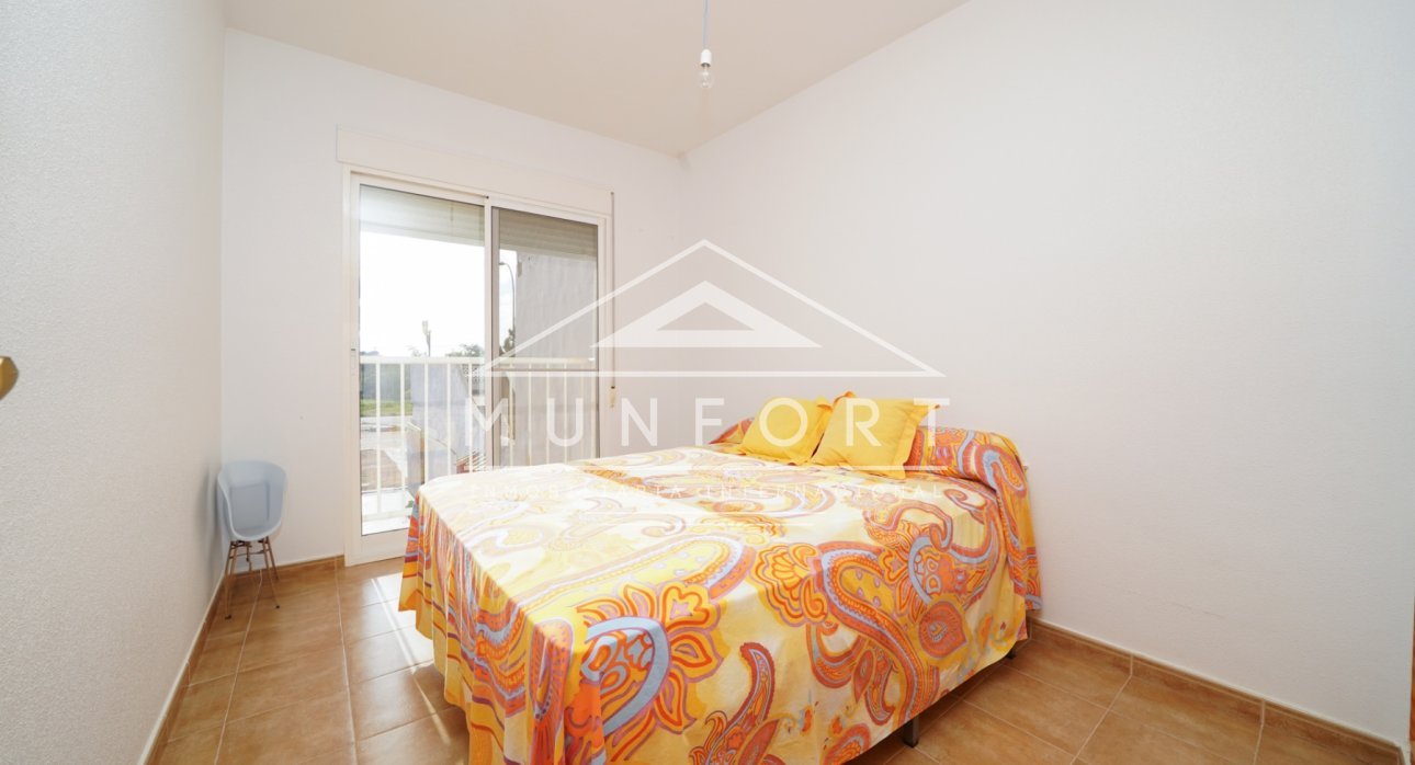 Wiederverkauf - Reihenhäuser -
Los Urrutias