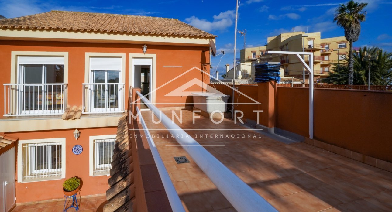 Wiederverkauf - Reihenhäuser -
Los Urrutias