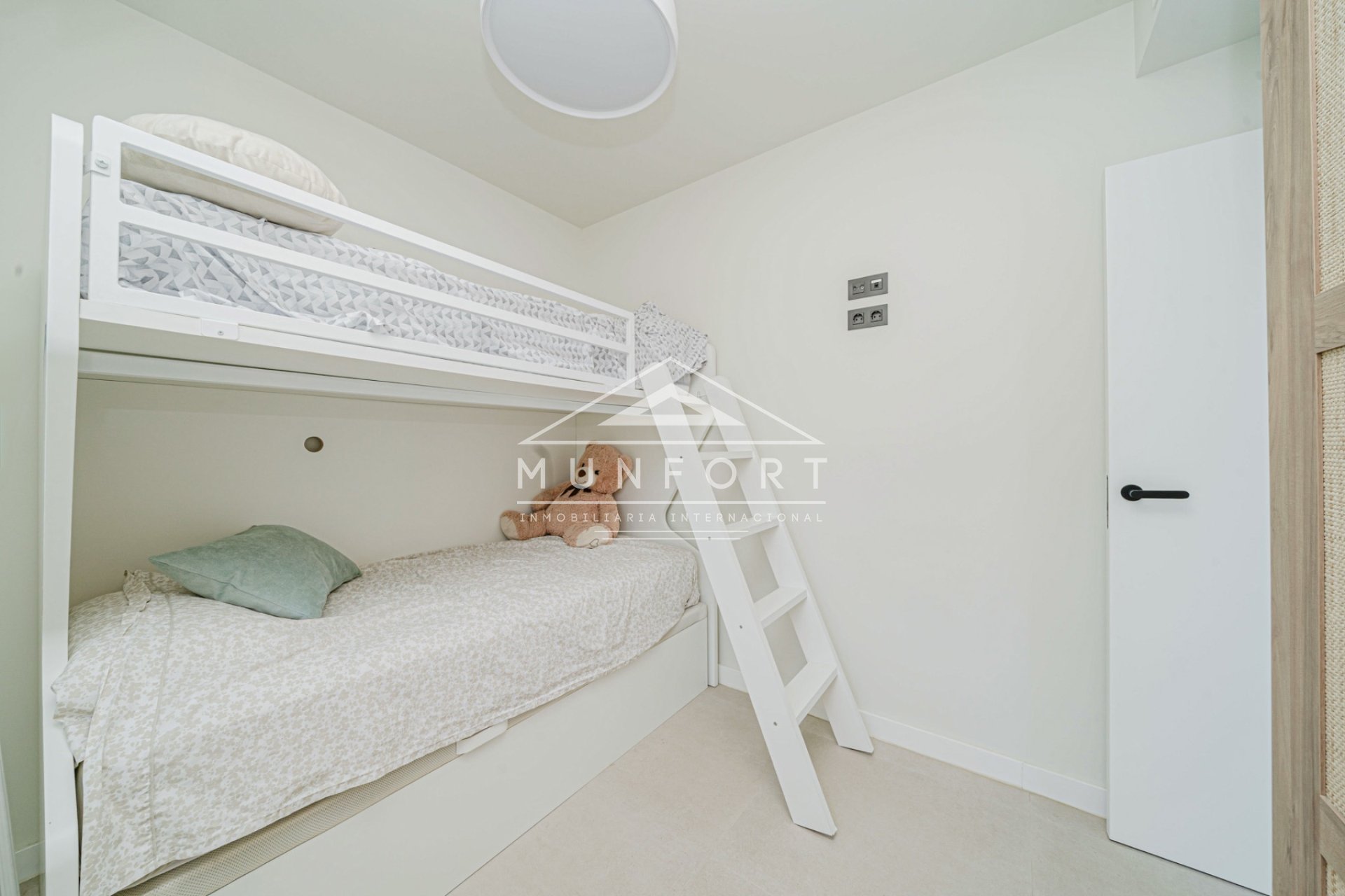 Wiederverkauf - Reihenhäuser -
Pilar de la Horadada - Torre de la Horadada