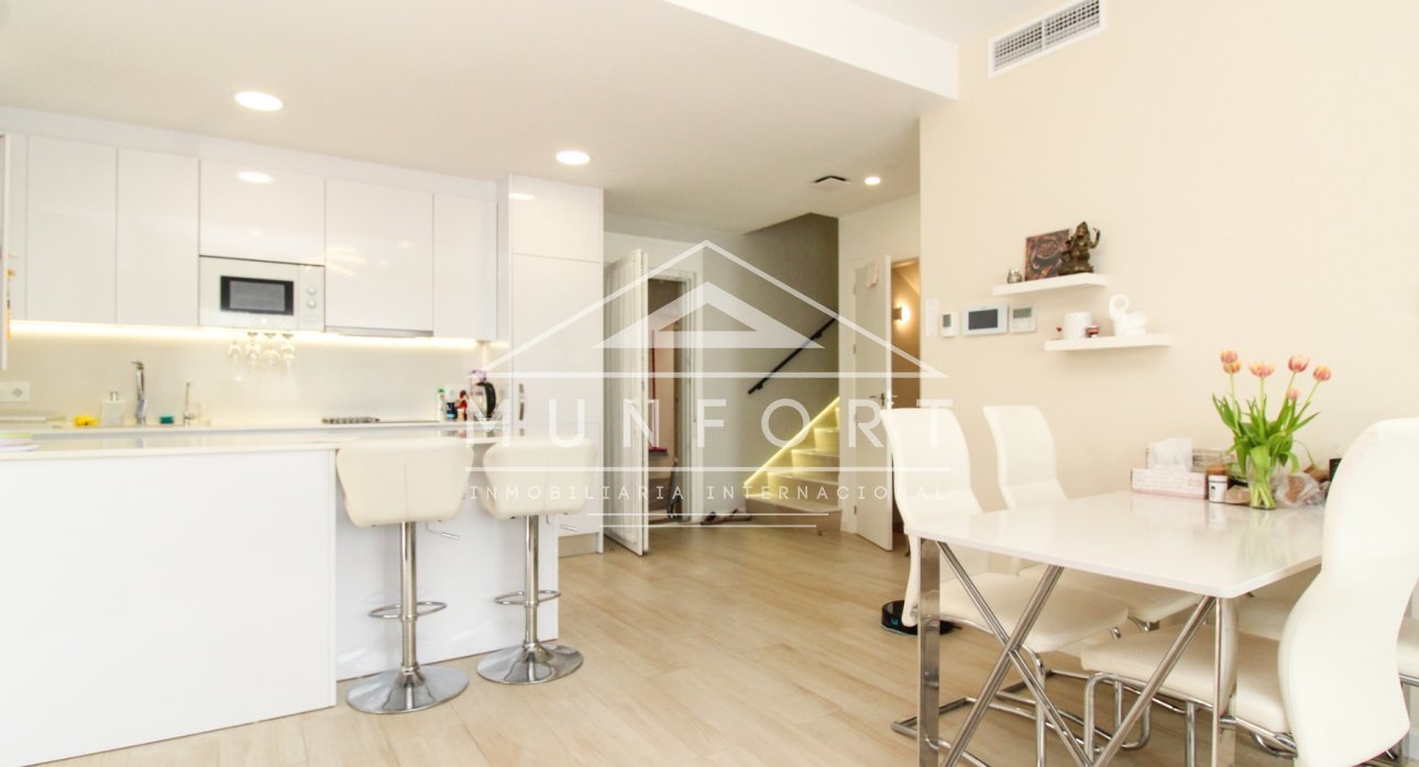 Wiederverkauf - Reihenhäuser -
Pilar de la Horadada