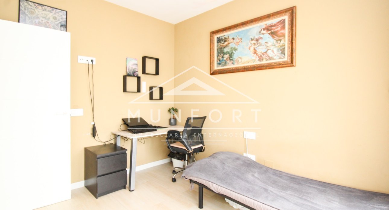 Wiederverkauf - Reihenhäuser -
Pilar de la Horadada