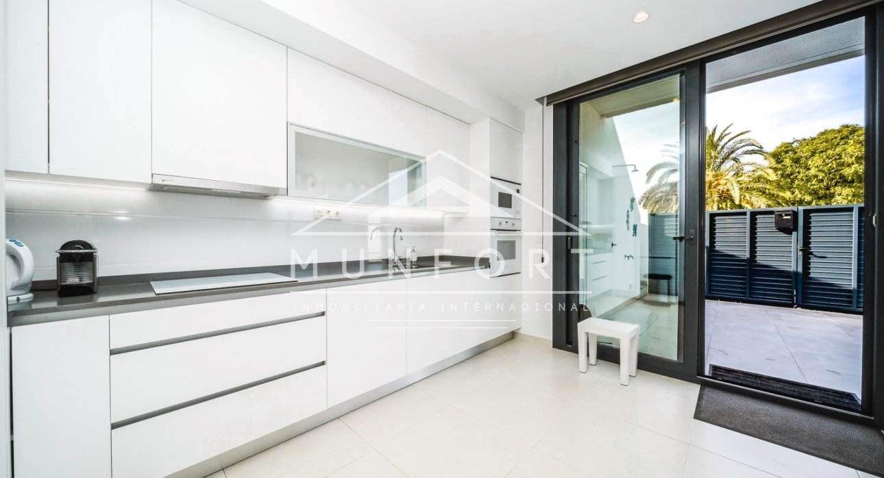 Wiederverkauf - Reihenhäuser -
Pilar de la Horadada