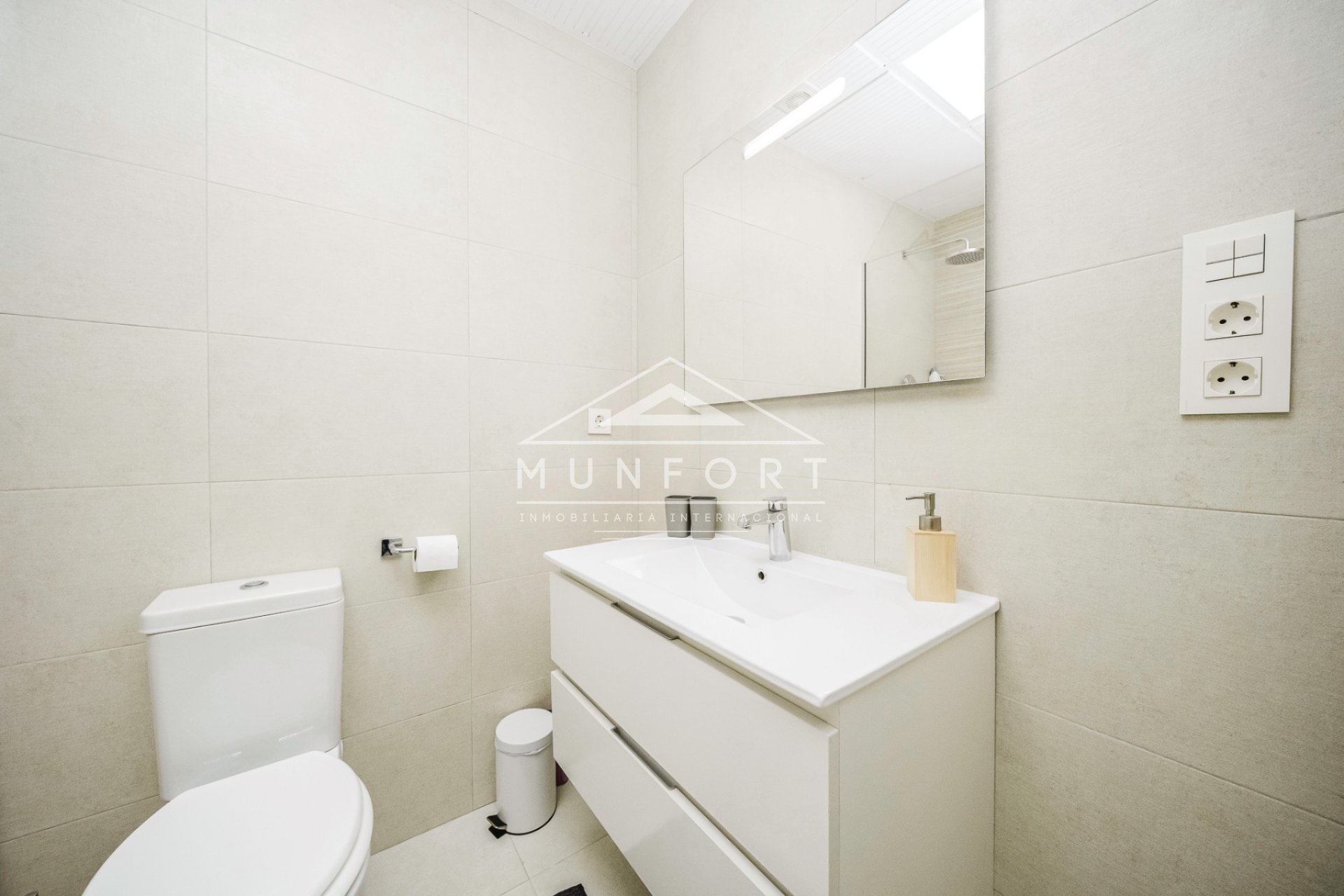 Wiederverkauf - Reihenhäuser -
Pilar de la Horadada