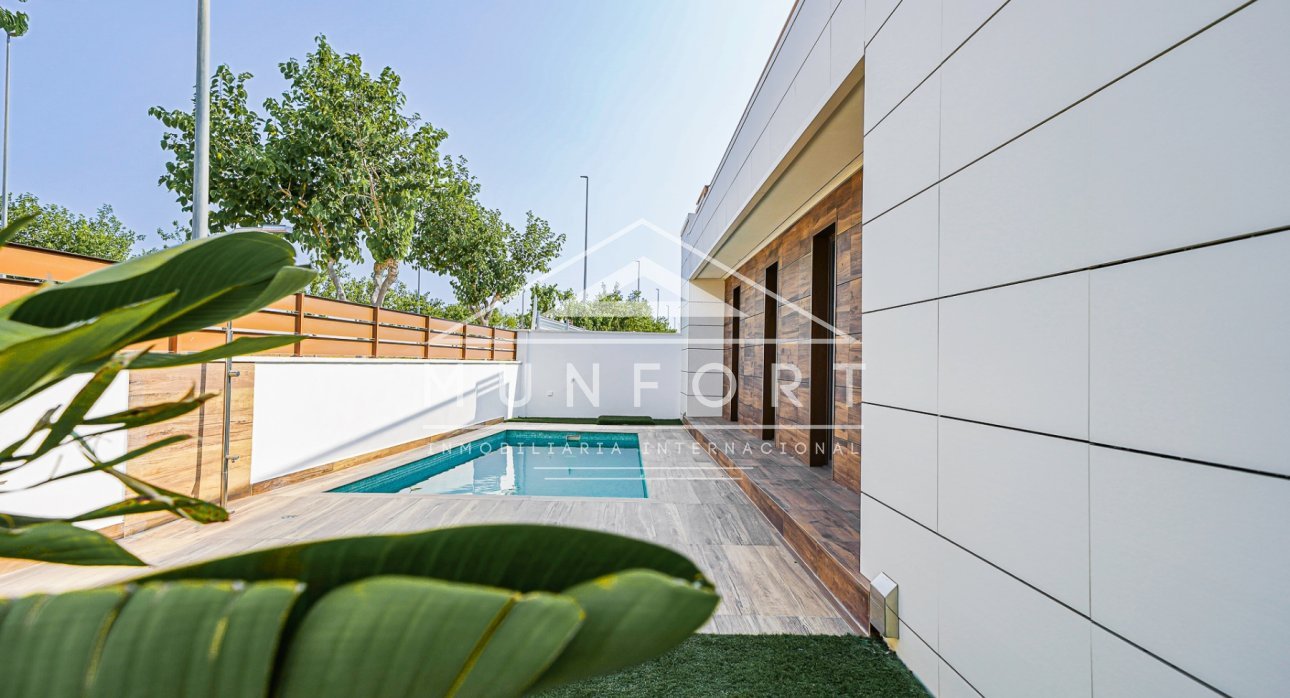 Wiederverkauf - Reihenhäuser -
Pilar de la Horadada