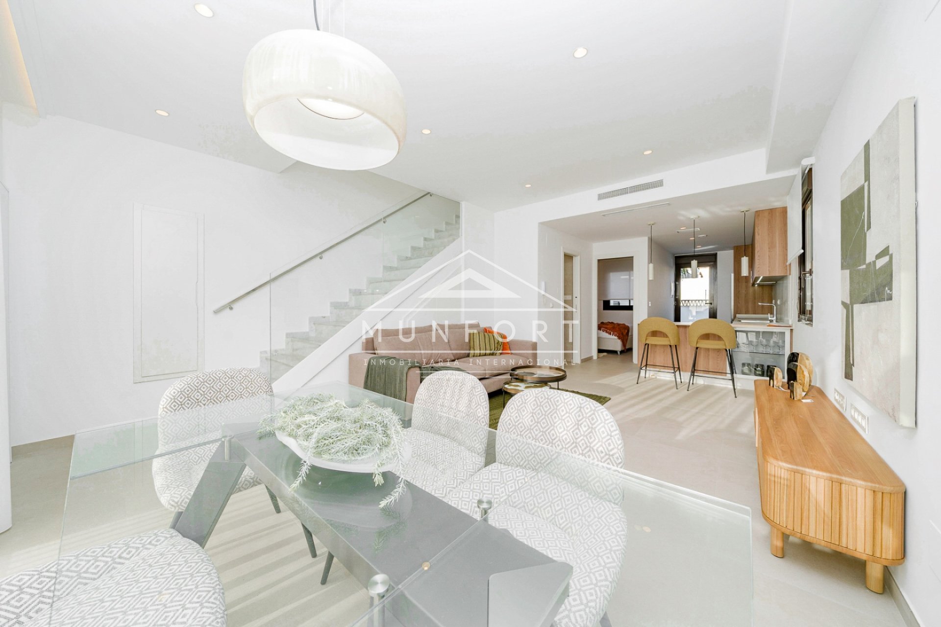 Wiederverkauf - Reihenhäuser -
Pilar de la Horadada