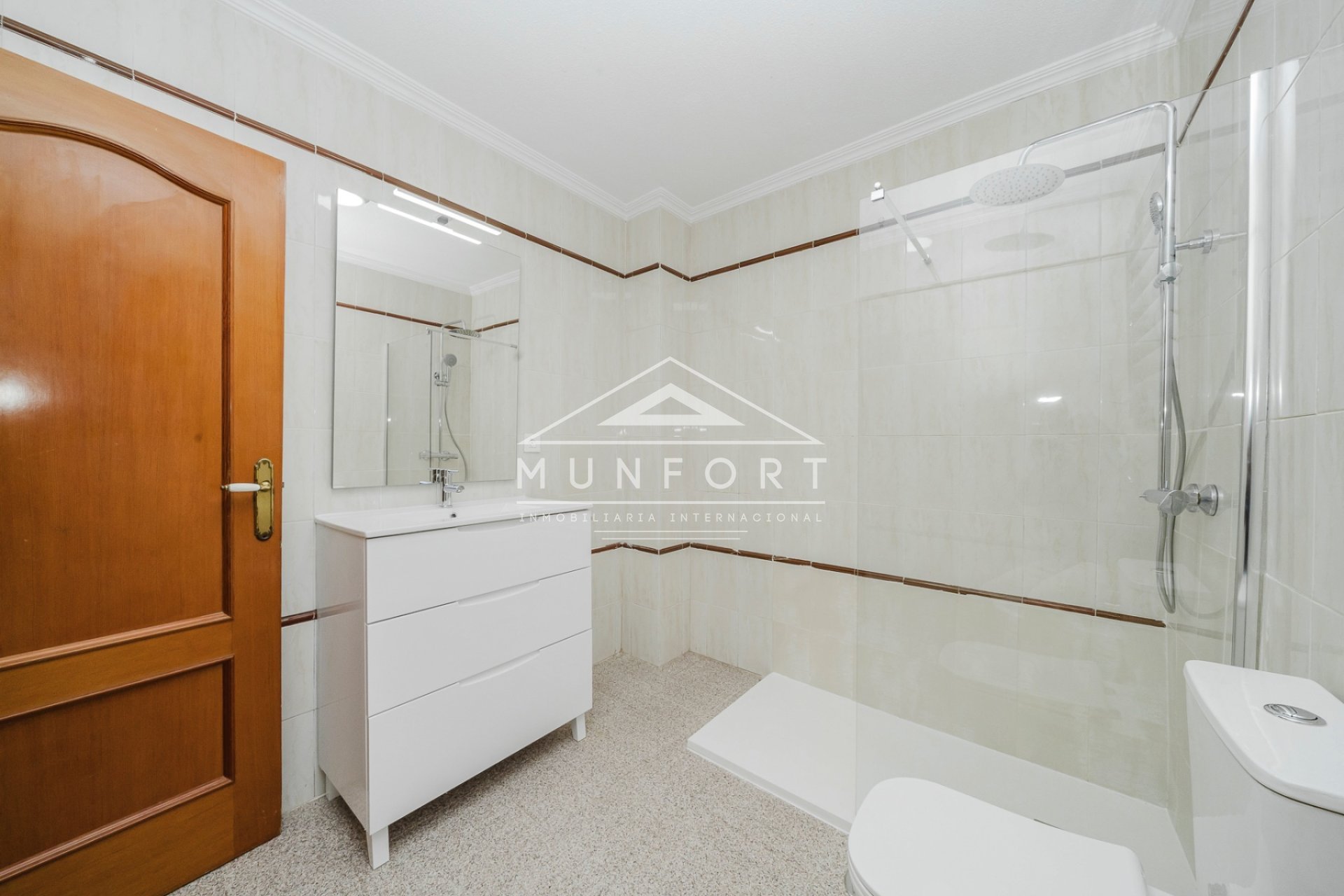 Wiederverkauf - Reihenhäuser -
Pilar de la Horadada