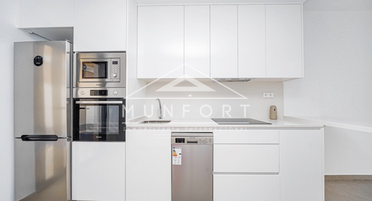 Wiederverkauf - Reihenhäuser -
San Pedro del Pinatar