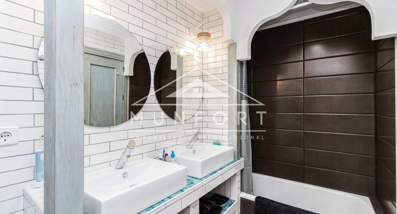 Wiederverkauf - Reihenhäuser -
San Pedro del Pinatar