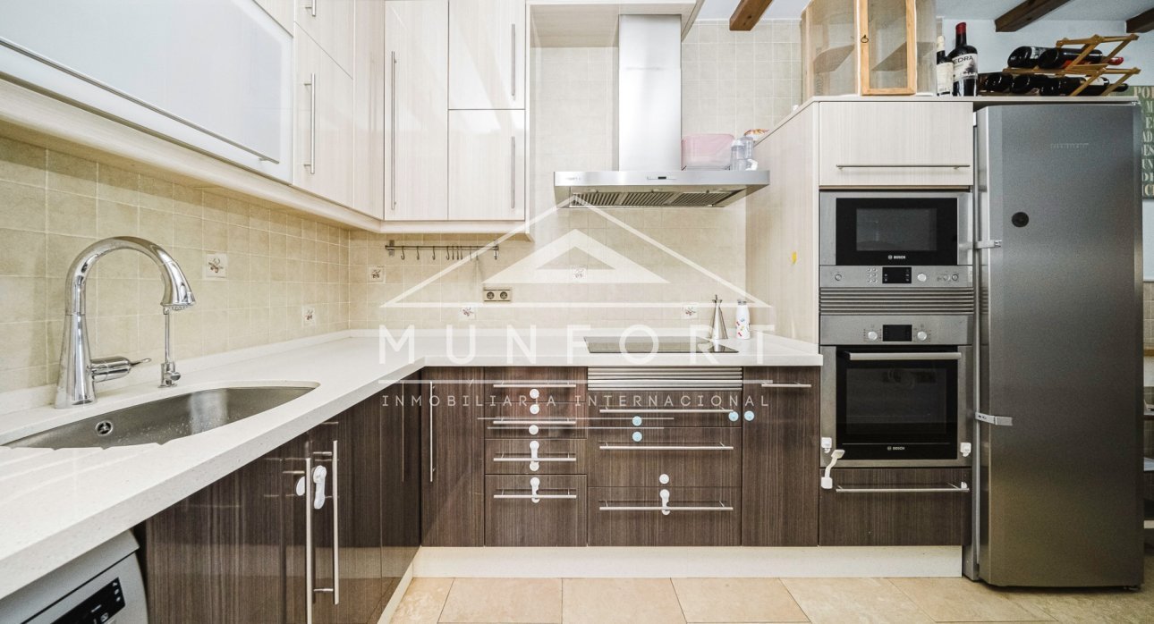 Wiederverkauf - Reihenhäuser -
San Pedro del Pinatar