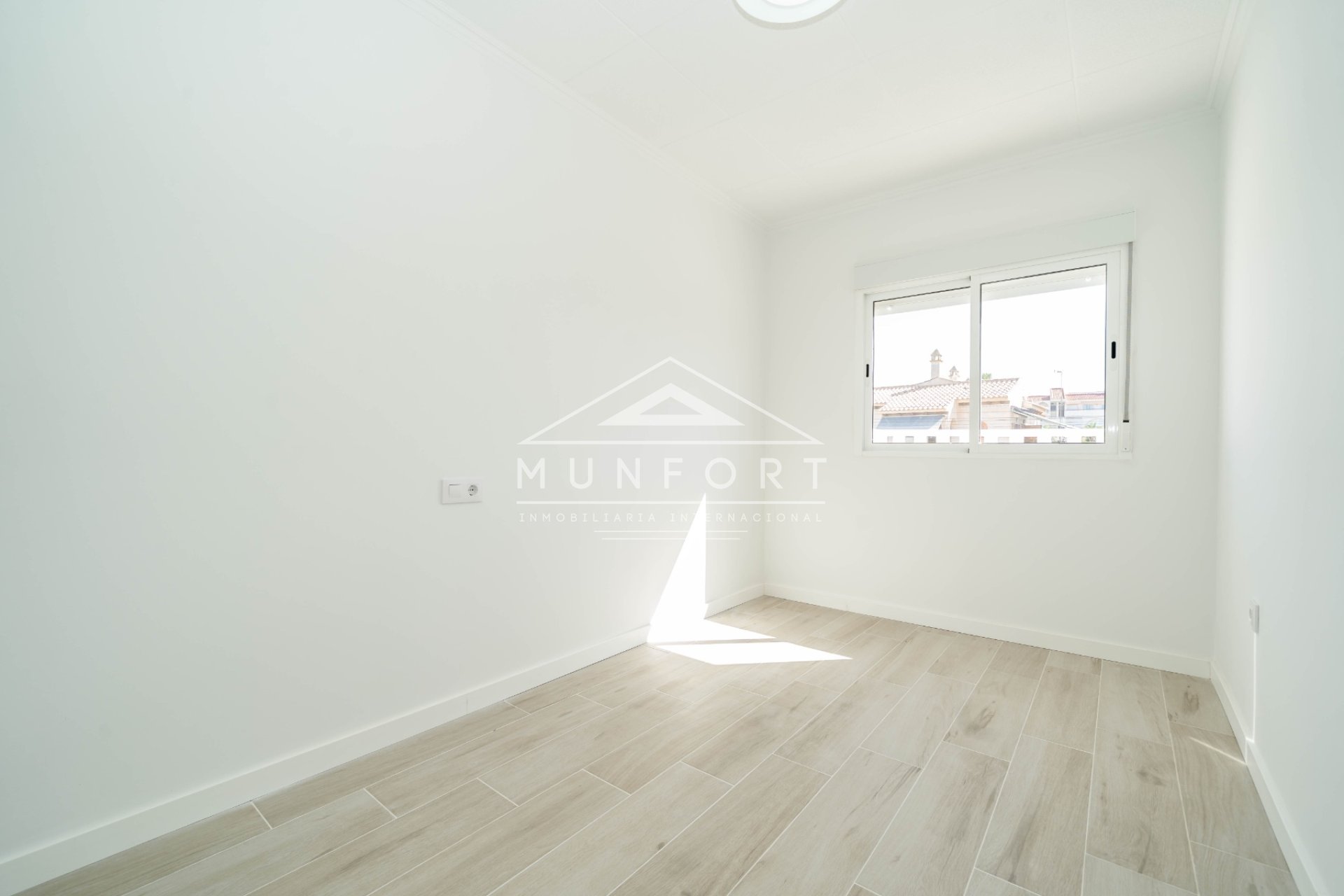 Wiederverkauf - Reihenhäuser -
Torrevieja - Cabo Cervera - Torrevieja