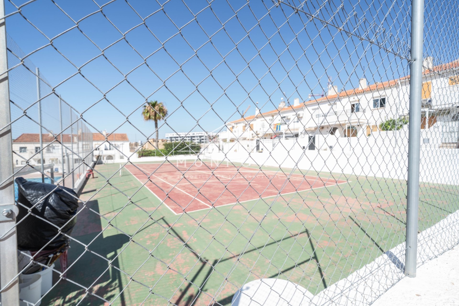 Wiederverkauf - Reihenhäuser -
Torrevieja - Cabo Cervera - Torrevieja