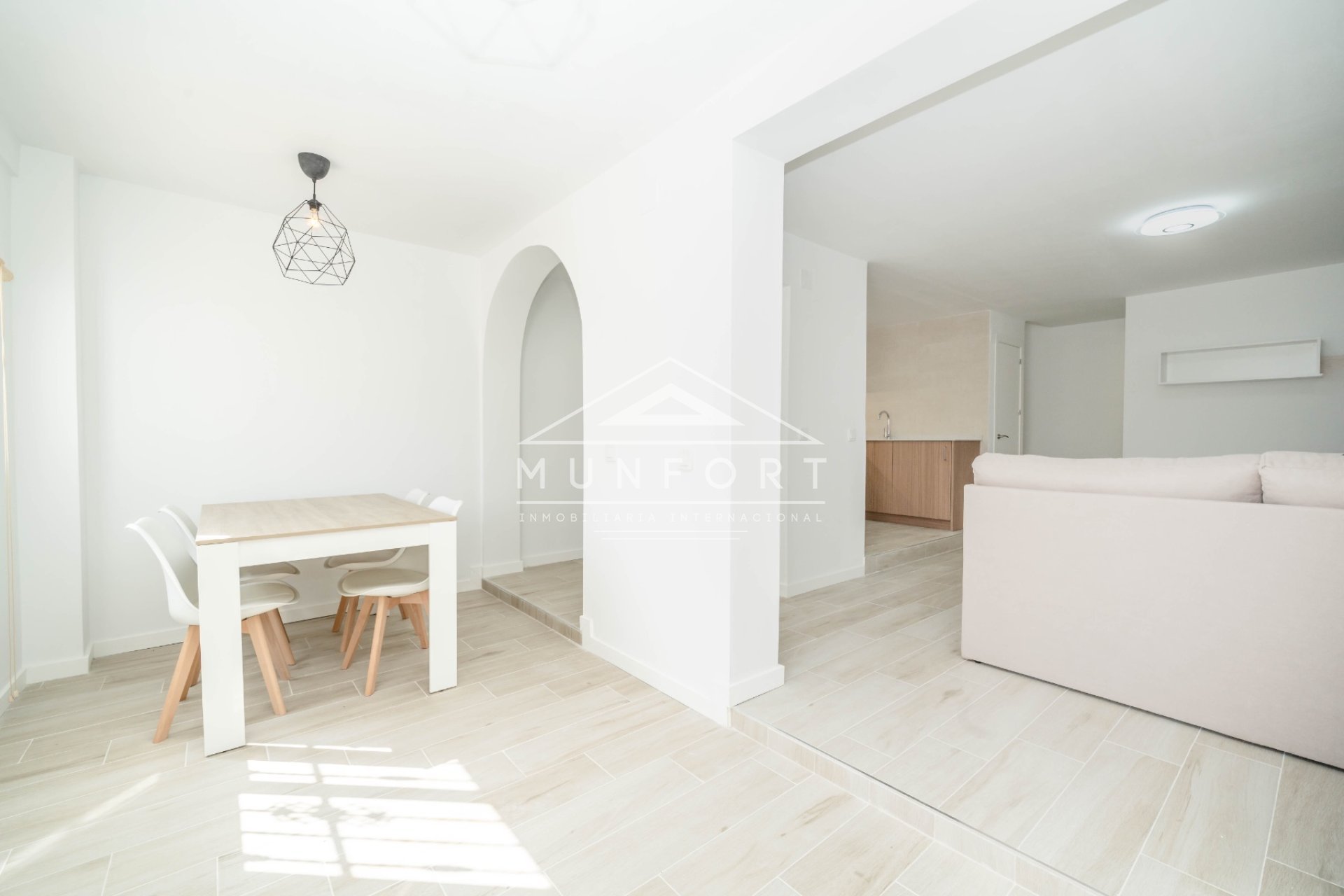 Wiederverkauf - Reihenhäuser -
Torrevieja - Cabo Cervera - Torrevieja