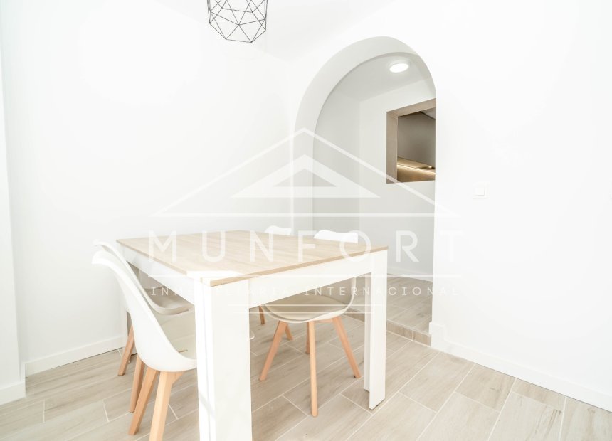 Wiederverkauf - Reihenhäuser -
Torrevieja - Cabo Cervera - Torrevieja
