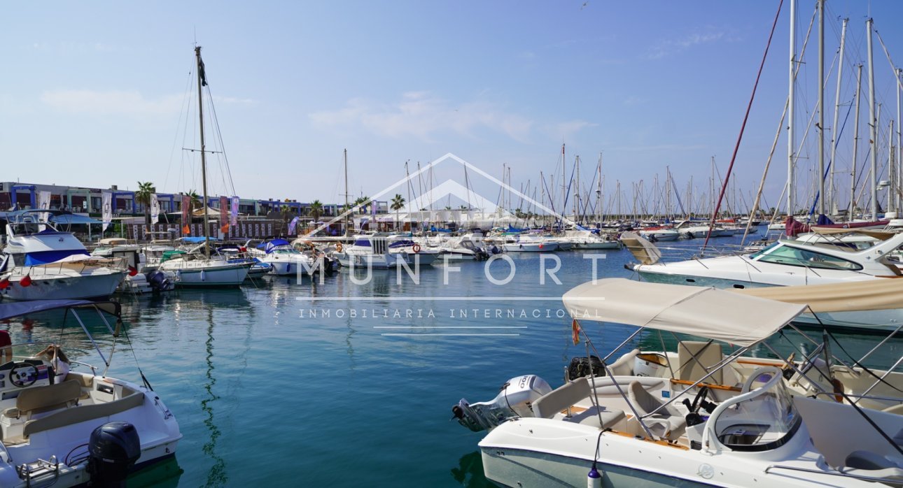 Wiederverkauf - Reihenhäuser -
Torrevieja