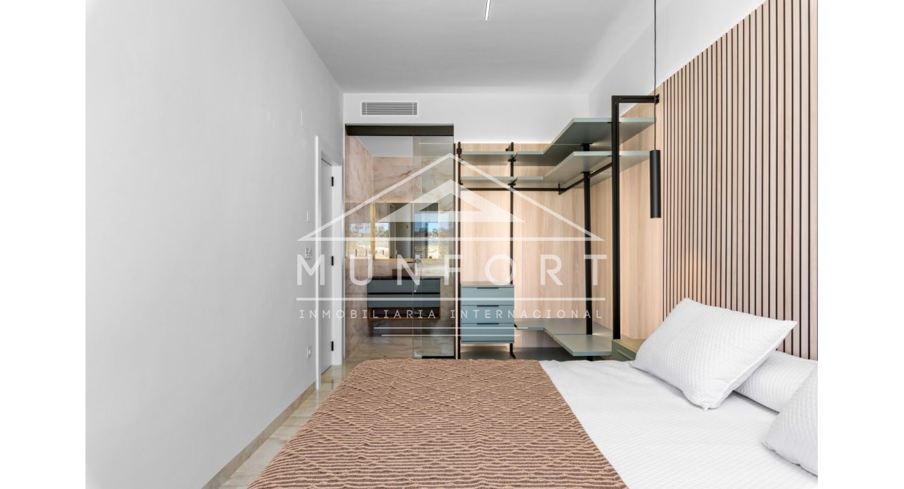 Wiederverkauf - Villen -
Algorfa