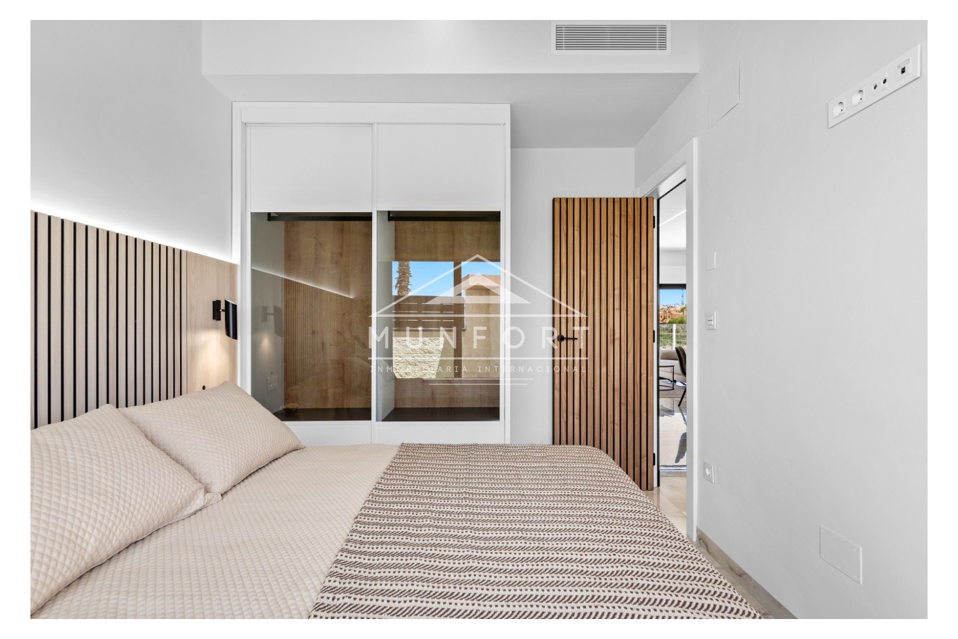 Wiederverkauf - Villen -
Algorfa