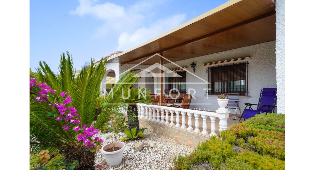Wiederverkauf - Villen -
Orihuela Costa - Dehesa de Campoamor