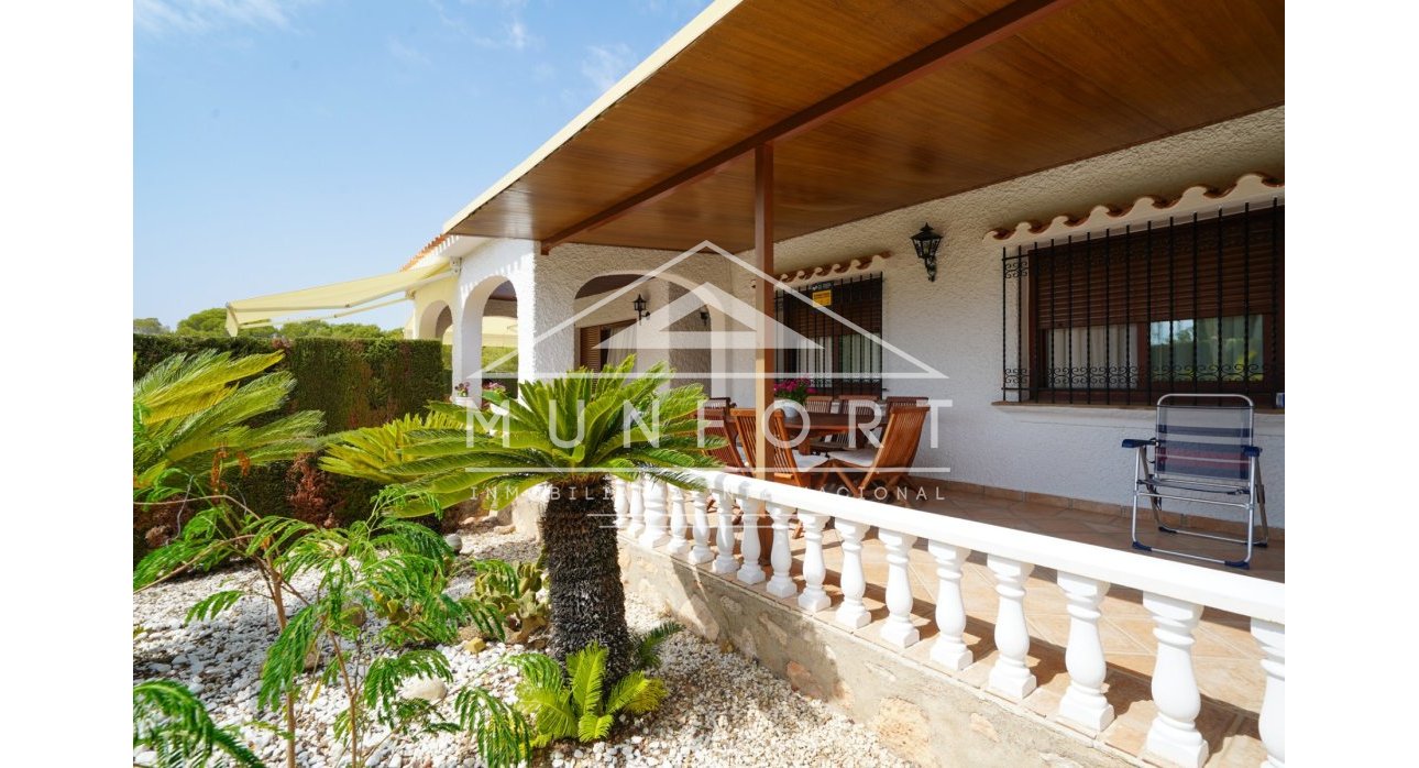 Wiederverkauf - Villen -
Orihuela Costa - Dehesa de Campoamor