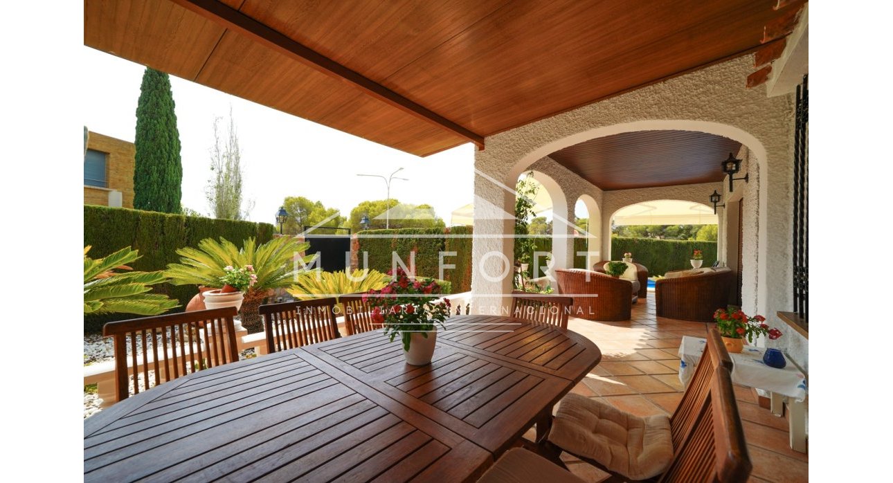 Wiederverkauf - Villen -
Orihuela Costa - Dehesa de Campoamor