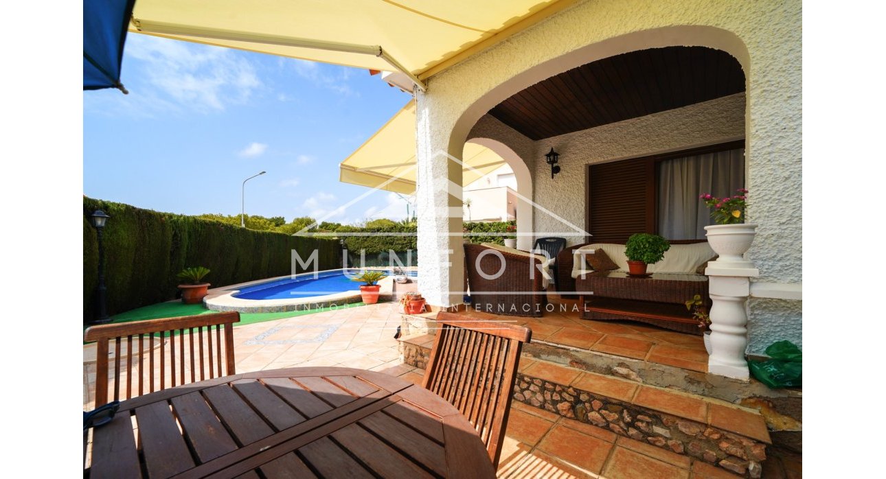 Wiederverkauf - Villen -
Orihuela Costa - Dehesa de Campoamor