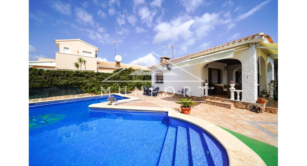 Wiederverkauf - Villen -
Orihuela Costa - Dehesa de Campoamor